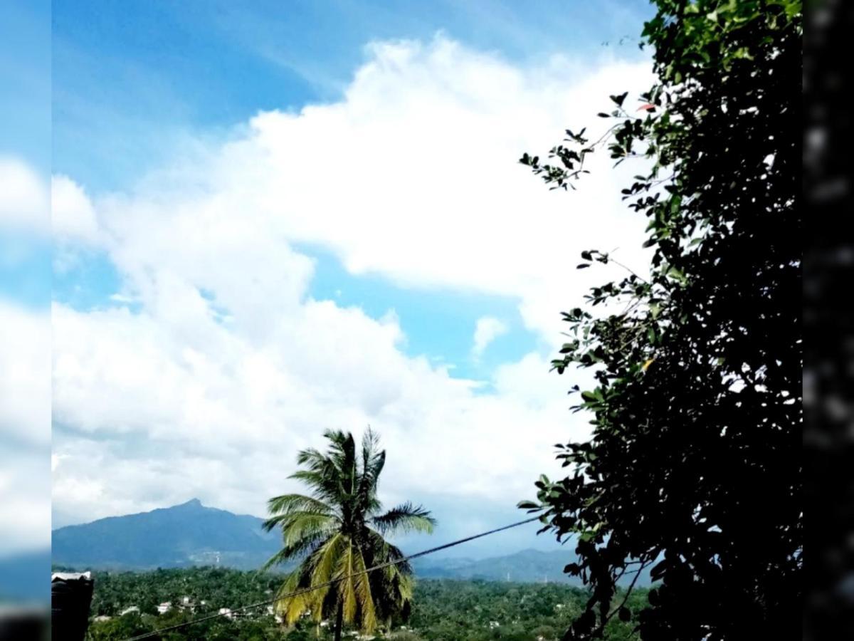 Chandi Mahal Homestay Kandy Exterior foto